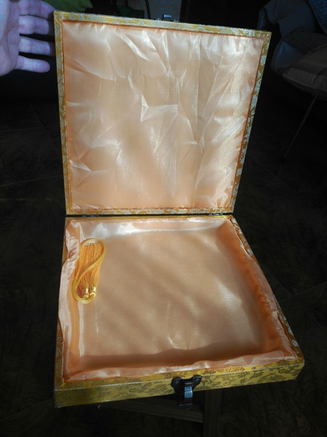caja joyero dorado