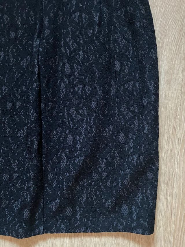 Falda ESPRIT estampado floral en encaje