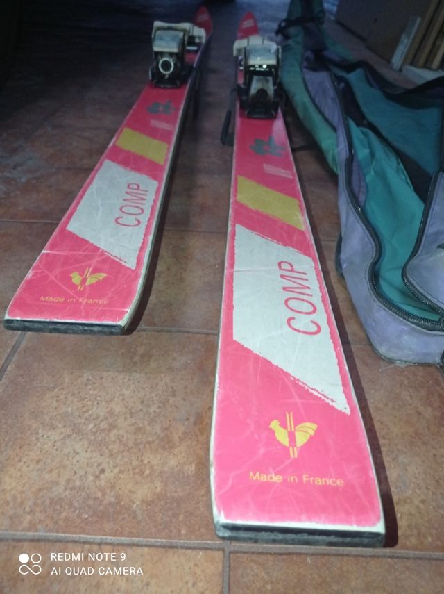Skis nieve Esquies