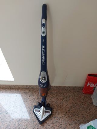 Aspiradora ROWENTA Air Force Extreme de segunda mano por 50 EUR en Almería  en WALLAPOP