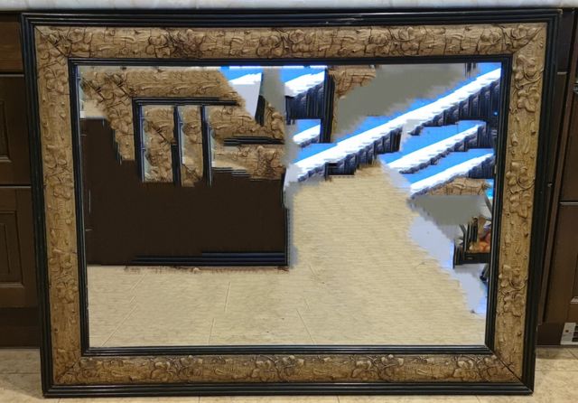 Espejo rústico grande.