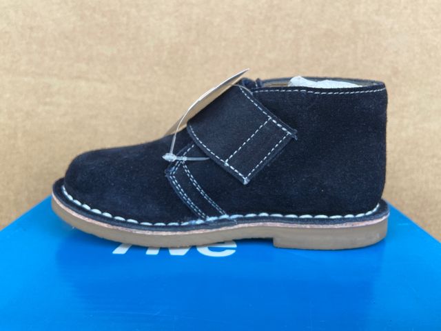 Botas de piel niño a estrenar n 27