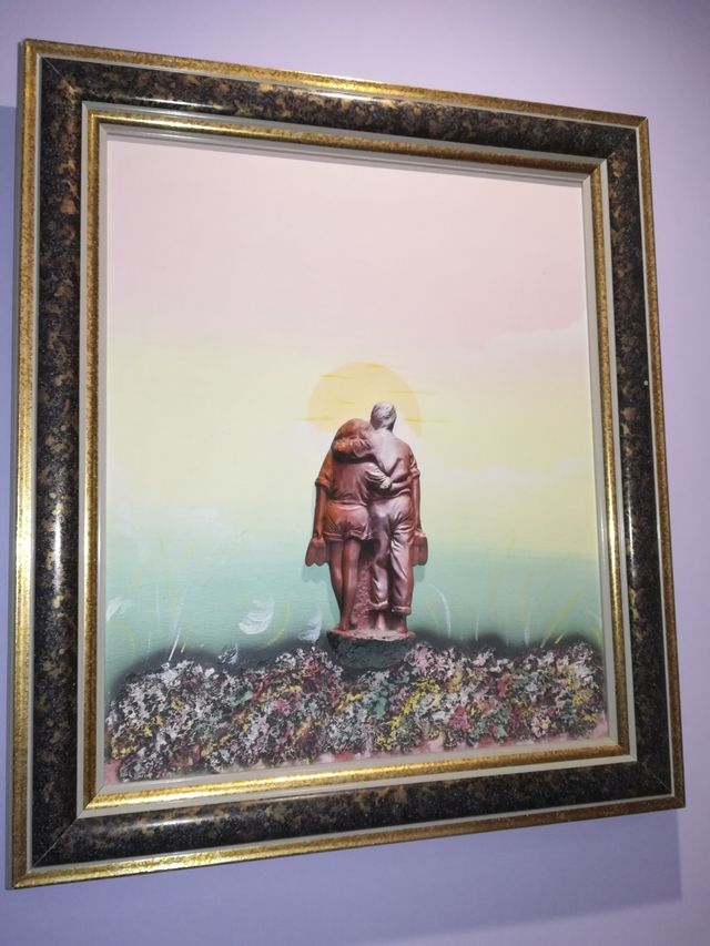 Pareja de enamorados en relieve