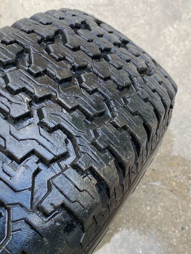 Llanta con neumatico