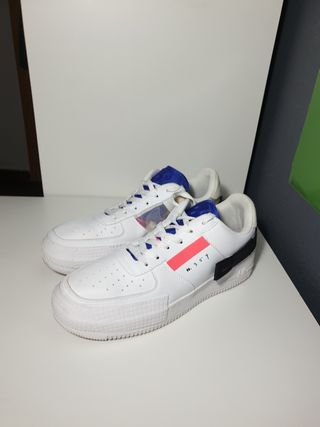 NIKE AIR FORCE 1 TYPE (42) de segunda mano por 59,99 EUR en Almería en  WALLAPOP