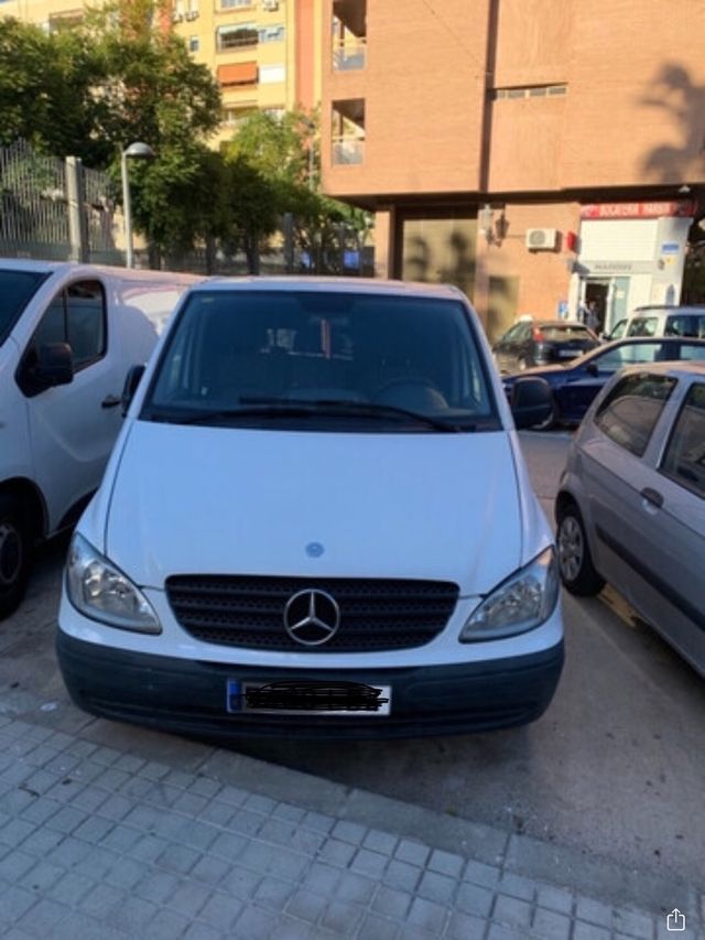 Alquiler Forgonita Mercedes-Benz Vito con chofer