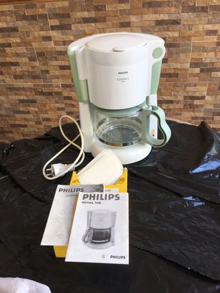 Cafetera PHILIPS. COMFORT. Plus de segunda mano por 10 EUR en Miramar en  WALLAPOP
