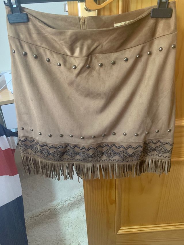 Gonna con frange color cammello