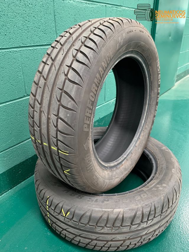 195/60 R15V -Neumáticos Seminuevos de gran calidad