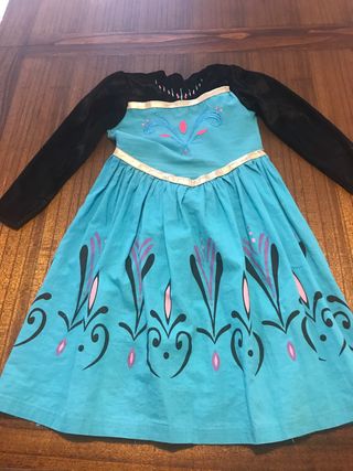 Disfraz de Elsa Frozen con capa talla 3-5 años de segunda mano por 12 EUR  en Viladecavalls en WALLAPOP