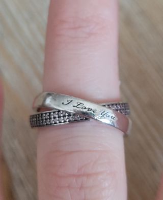 Anillo Pandora plata, I love you de segunda mano por 40 EUR en Móstoles en  WALLAPOP