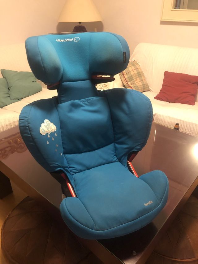 Dos sillas coche bebé confort