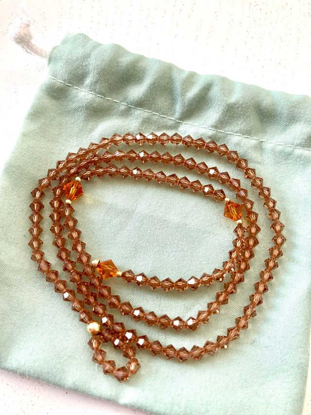 Collar con mini bolitas swarovsky