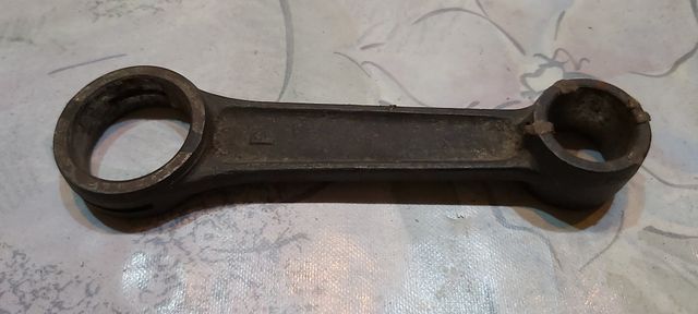 LLAVES ANTIGUAS DE RELOJ Y VARIOS