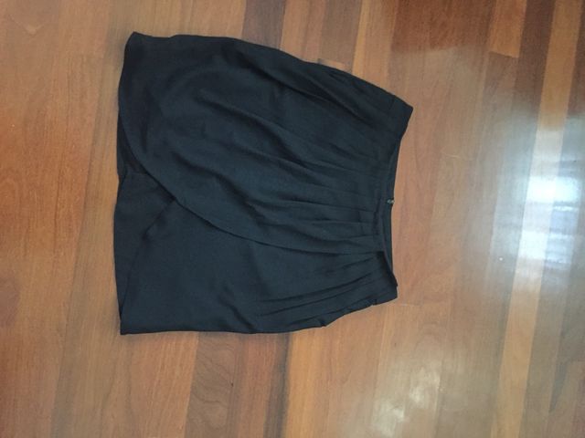 Falda negra de Mango