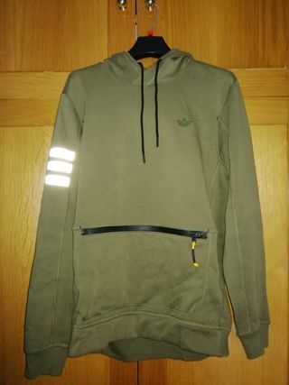 SNIPES Onlineshop - Sneaker, Streetwear und Accessoires