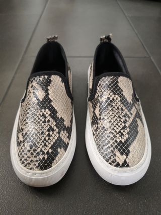 Blancas online de Zapatos para Mujer de Guess | FASHIOLA.es - Página 3