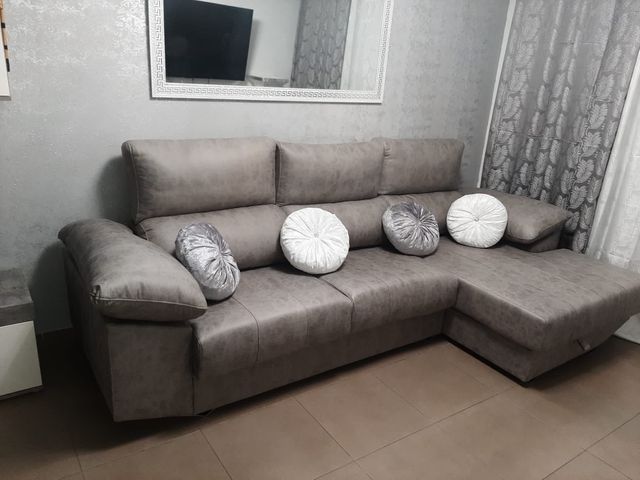 Sofá Chaisleongue nuevo de fábrica