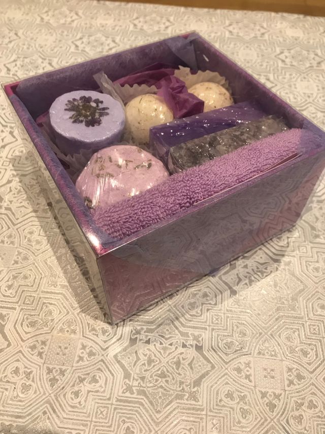 Caja de sales de baño NUEVA