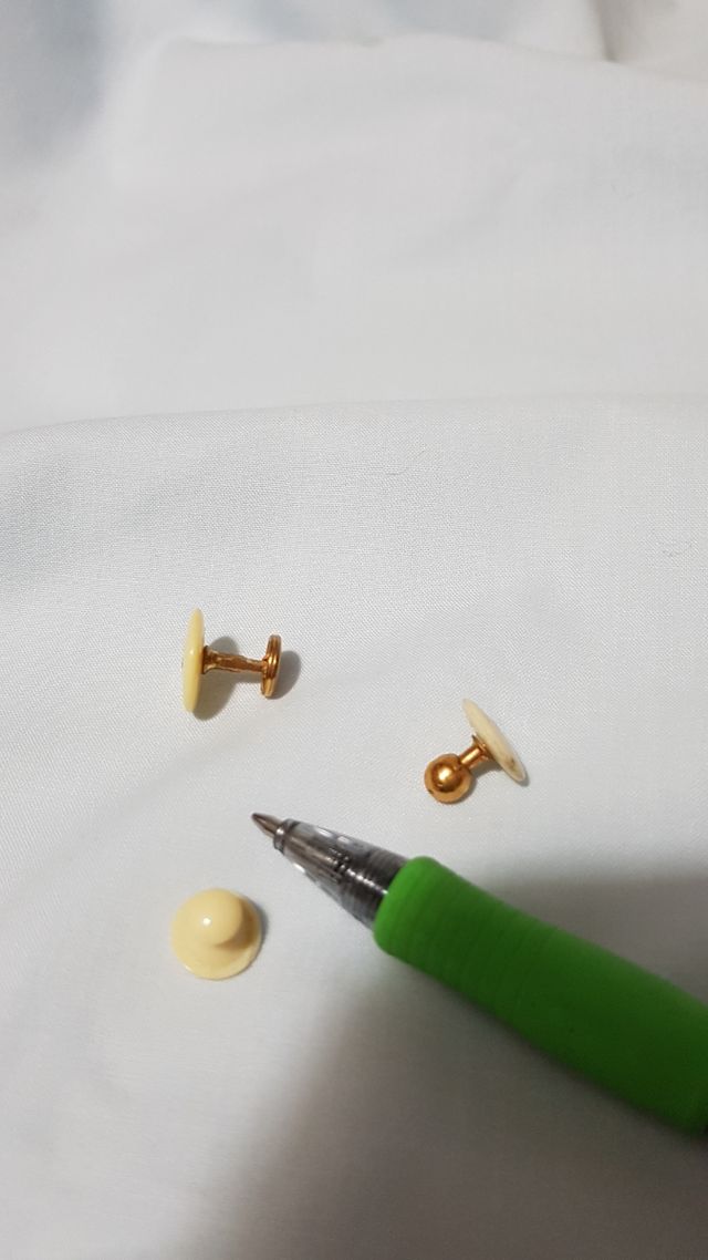 Botones de 1850 a 1950 ?