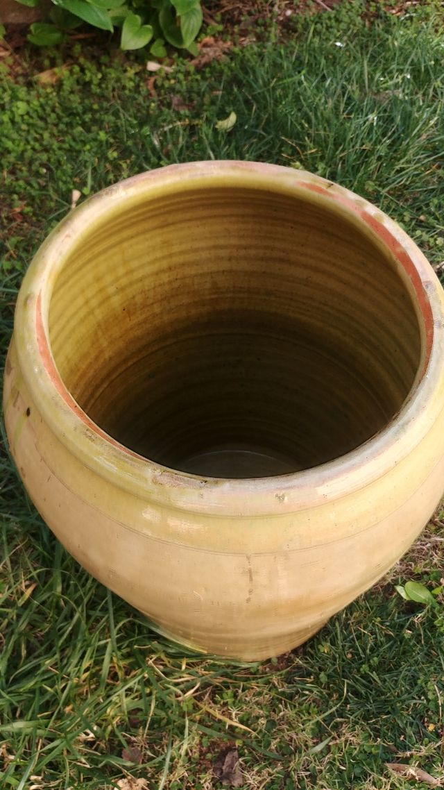 Tinaja de barro orza antigua