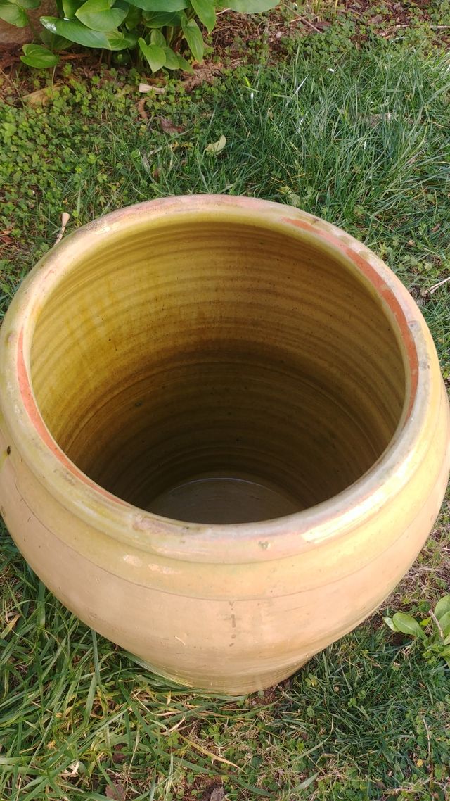 Tinaja de barro orza antigua