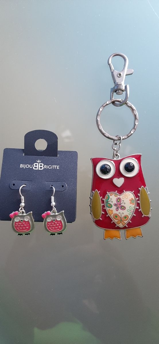 pendientes de plata + llavero decorativo A ESTRENA