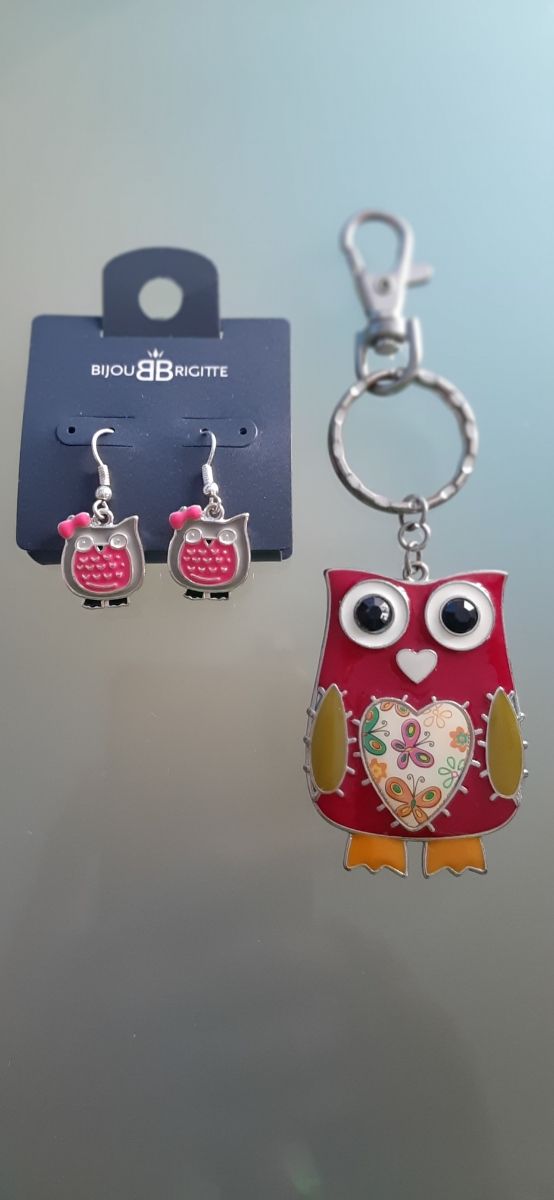 pendientes de plata + llavero decorativo A ESTRENA