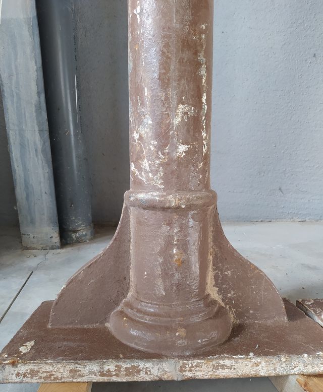 Columnas de hierro fundido de segunda mano por 530 € en Albacete en