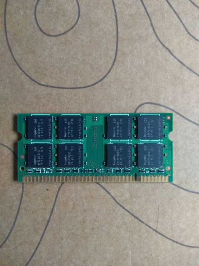 MEMORIA PORTATIL HYNIX 1GB PC2-5300S. DDR2-667MHz