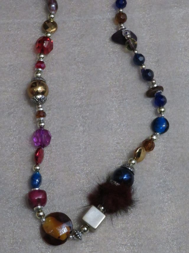 Collar largo de bolas multicolor