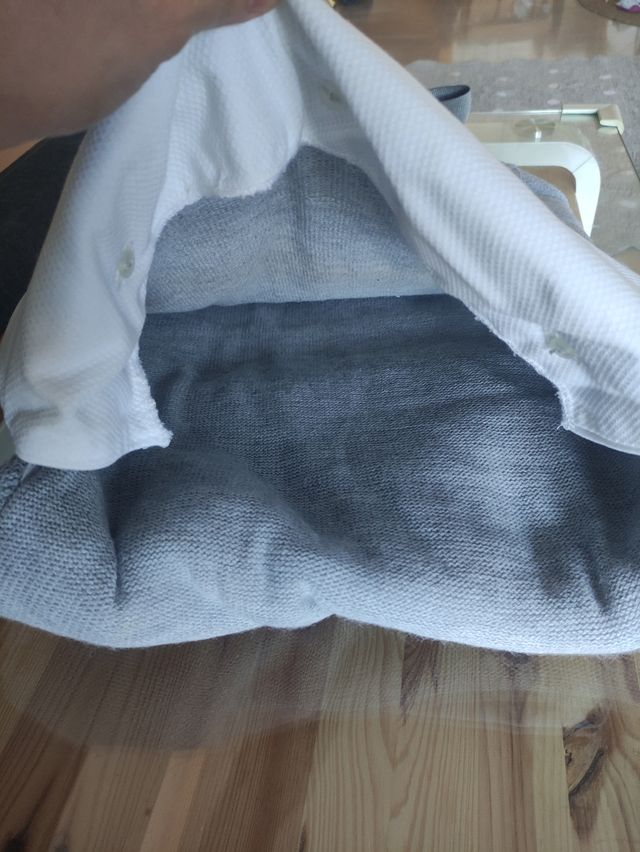 Saco gris para carro