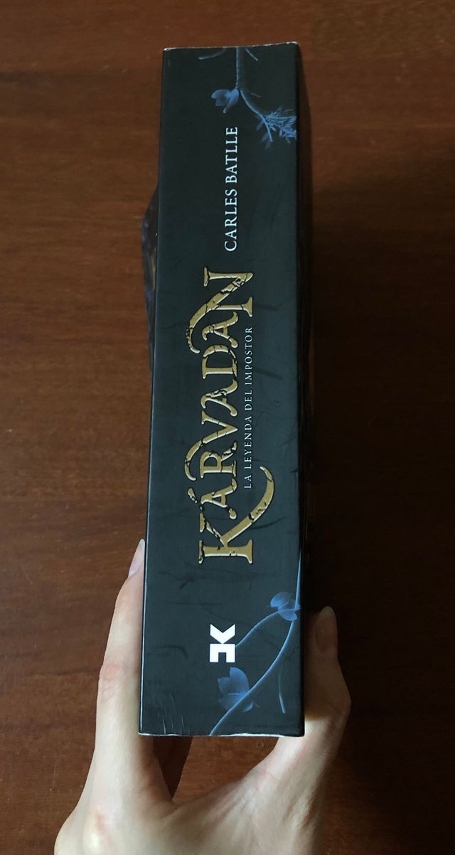 "La Leyenda del Impostor" - Karvadan (1)