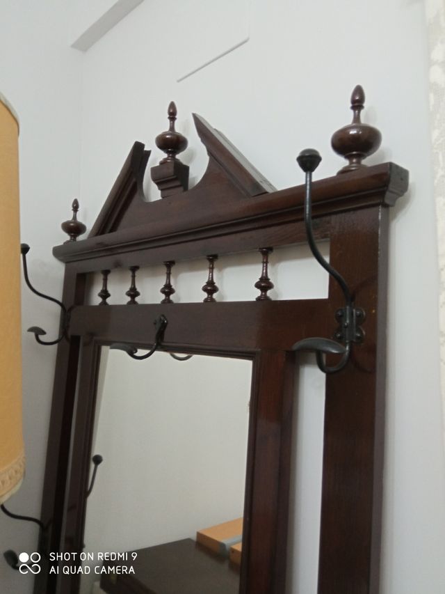 Perchero recibidor antiguo