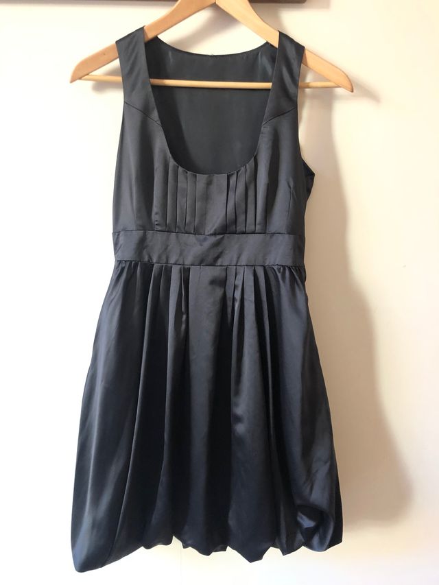 Vestido de fiesta negro raso  graduación