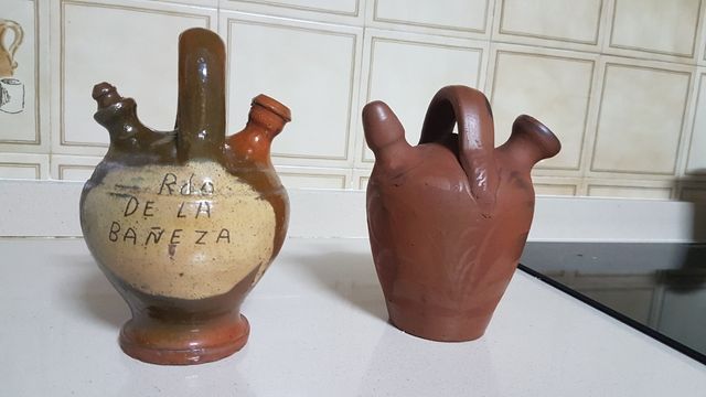 Botijos pequeños barro.Vintage.