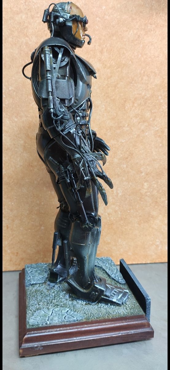 Figura: Robocop Modificada