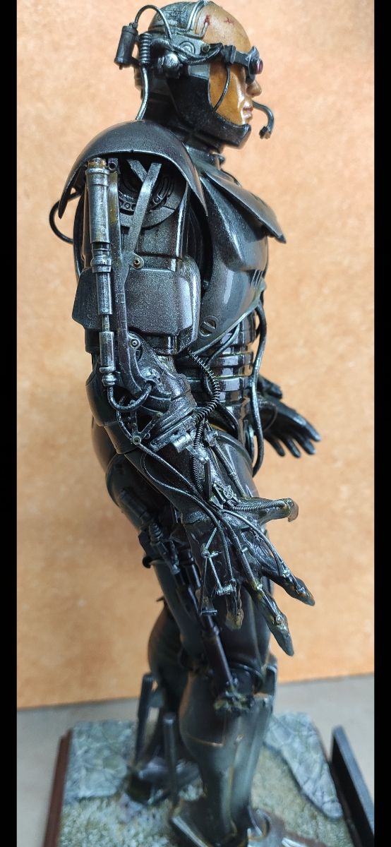 Figura: Robocop Modificada