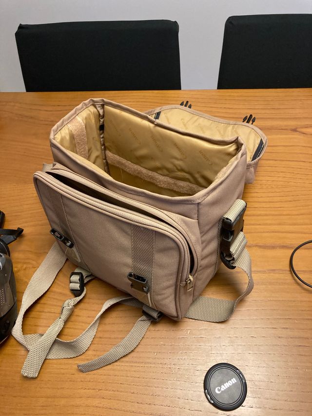 Cámara de Fotos Canon EOS 330D