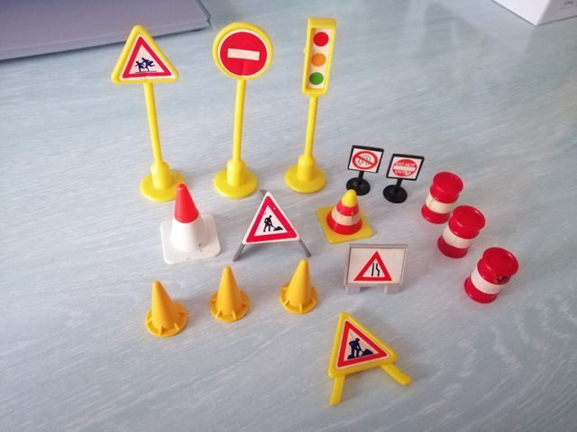 LOTE SEÑALES DE TRAFICO PLAYMOBIL
