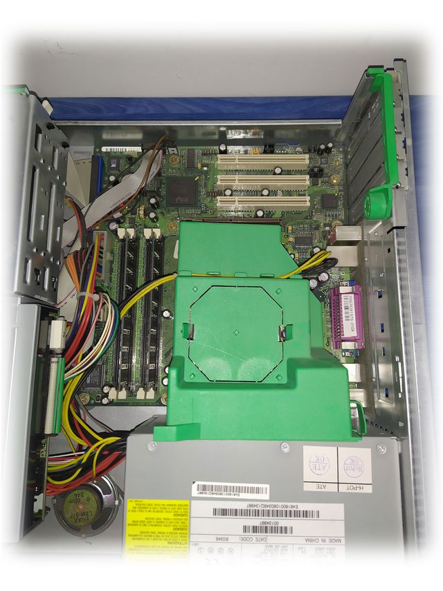 ORDENADOR FUJITSU COMPUTER SIEMENS