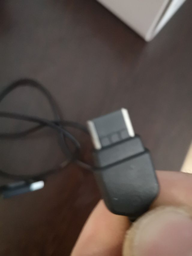 cable de algún movil antiguo samsung