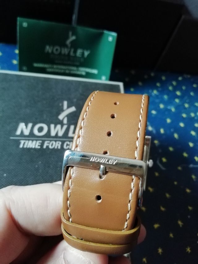 Reloj de mujer de lujo Nowley