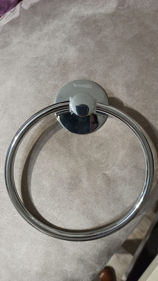 Toallero sin taladro