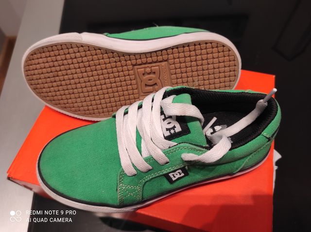 Zapatillas lona casual talla 32, DC Shoes.