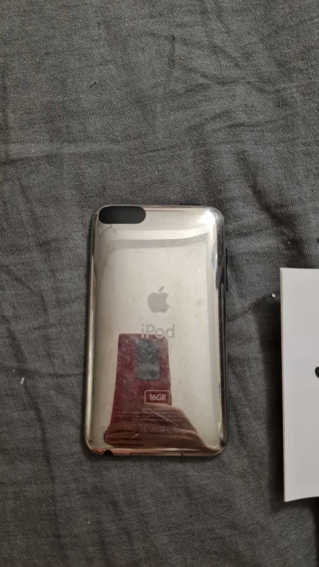 iPod Touch 16Gb (2da Generacion) con caja