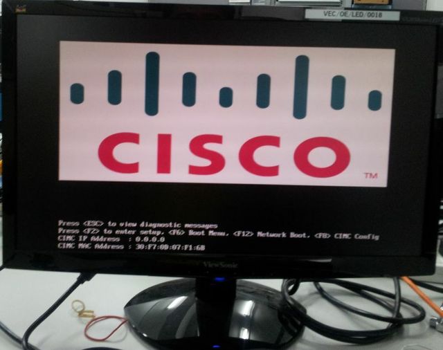 CISCO UCS C210 M2 RAID SOPORTA HASTA 16 HDD