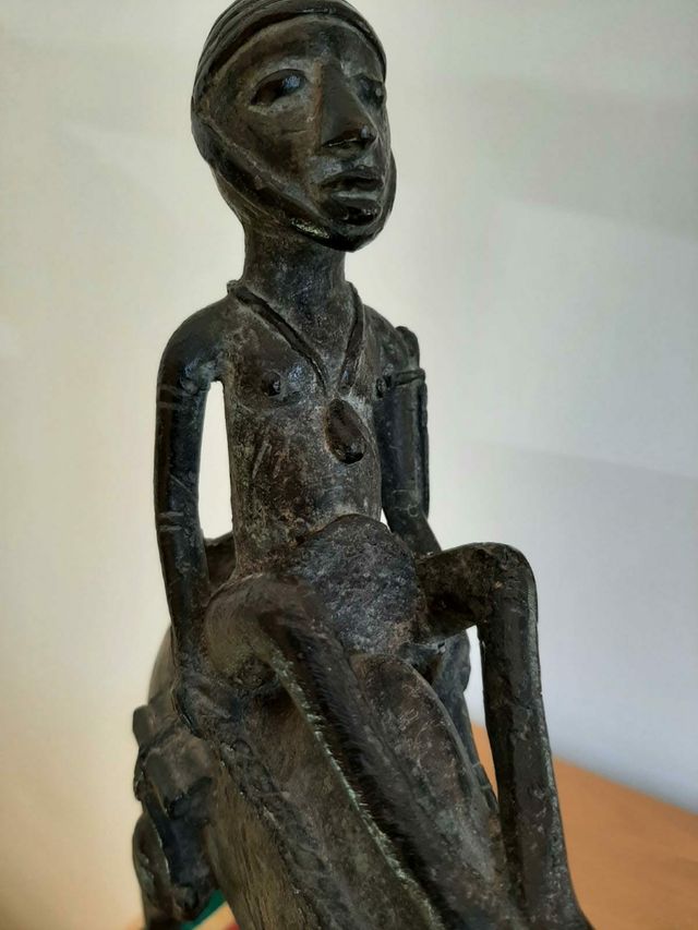 Figura africana, bronce Dogon jefe tribu