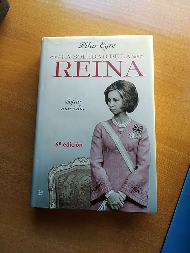 LA SOLEDAD DE LA REINA