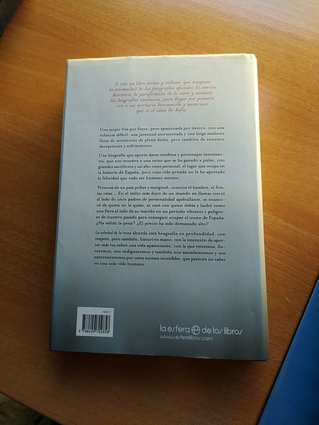 LA SOLEDAD DE LA REINA